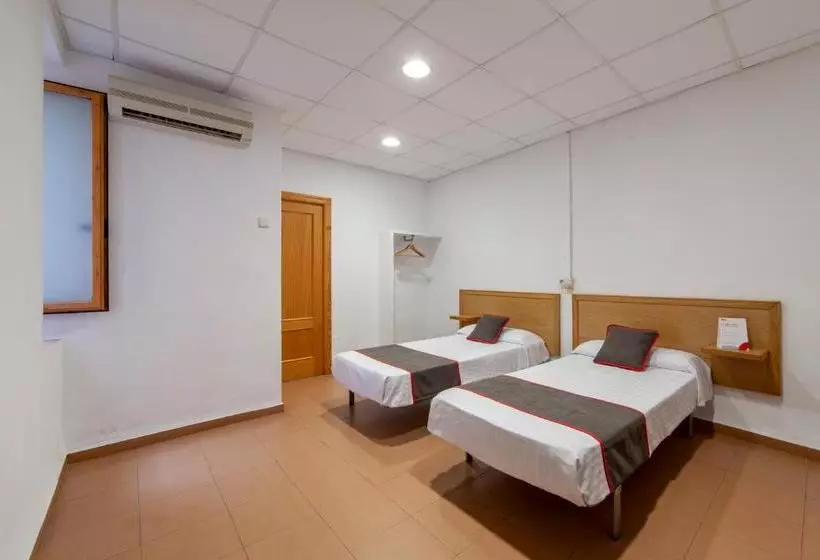 هتل Hostal El Rincón