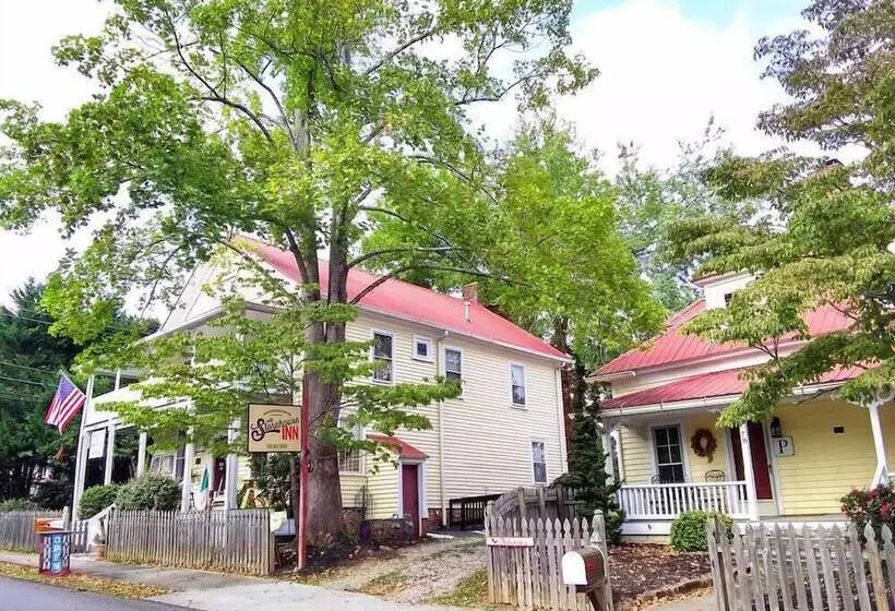 ホテル Old Storehouse Inn