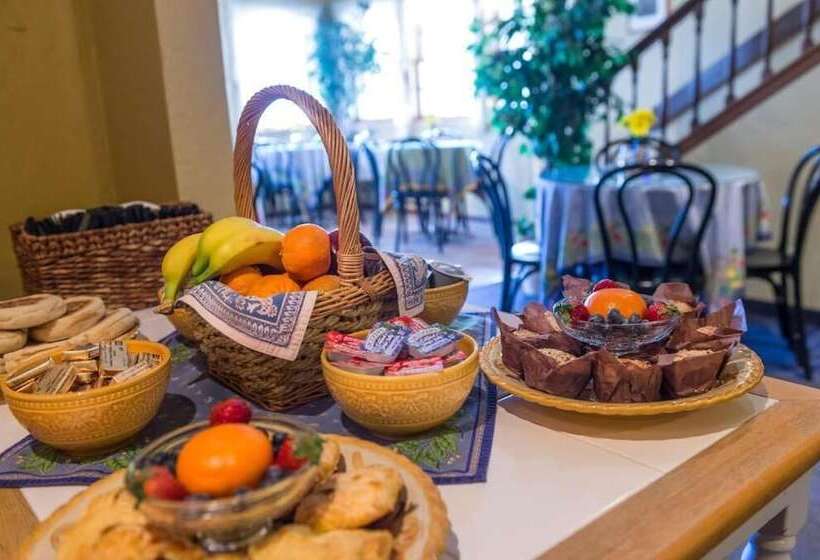 فندق Old Town Inn