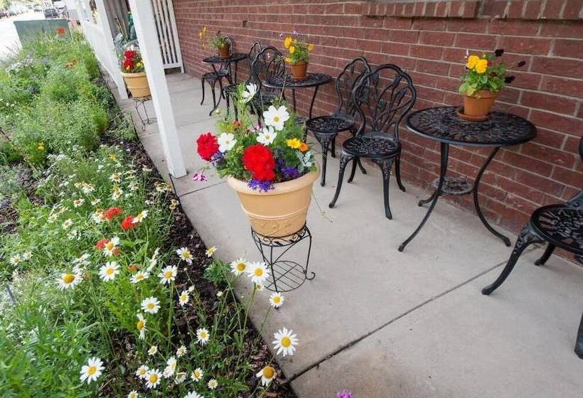 فندق Old Town Inn