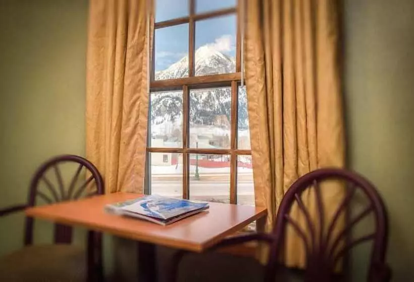 هتل Old Town Inn