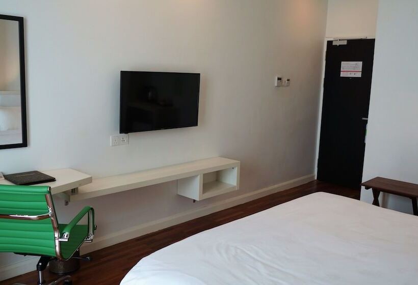 בית מלון כפרי Pine Garden