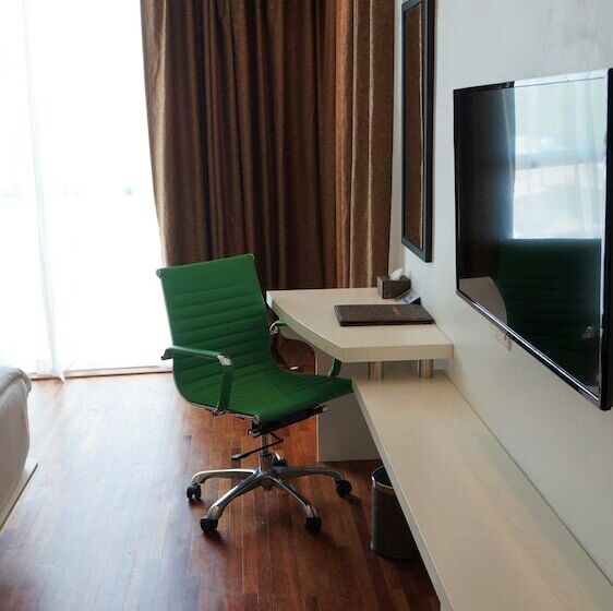 בית מלון כפרי Pine Garden