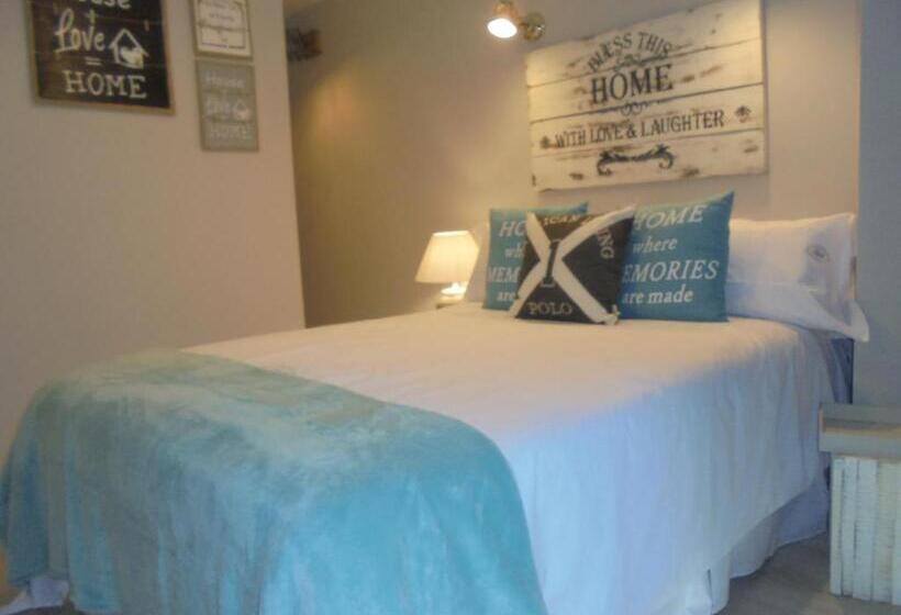 בית מלון כפרי Tak Boutique Old Town