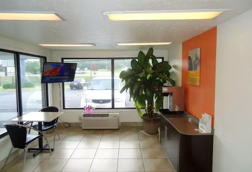 Motel 6 Columbus Ms