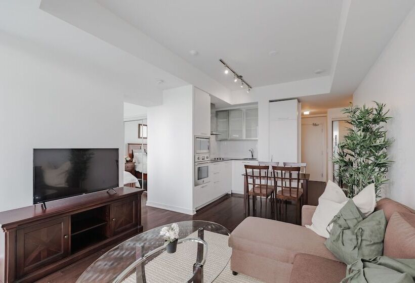 Sterling Suites   Financial District