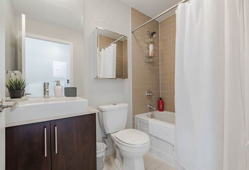 Sterling Suites   Financial District