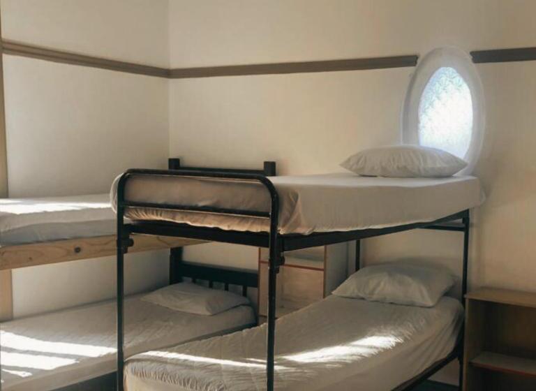 فندق صغير Ben Your Friend Youth Foundation