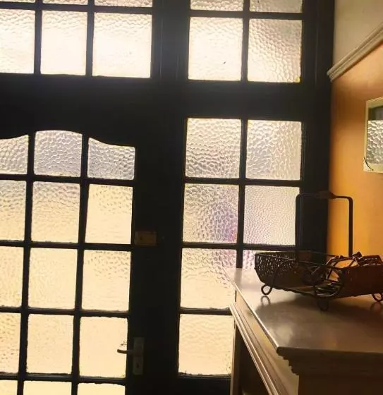 Retkeilymaja Ben Your Friend Youth Foundation