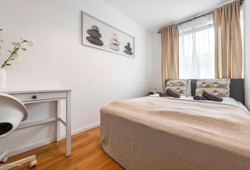 هاستل Central City Lofts