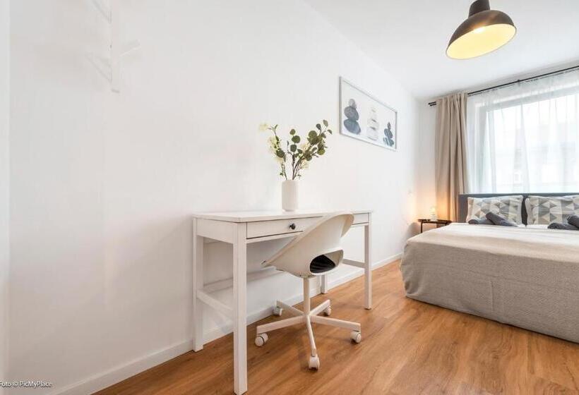 هاستل Central City Lofts