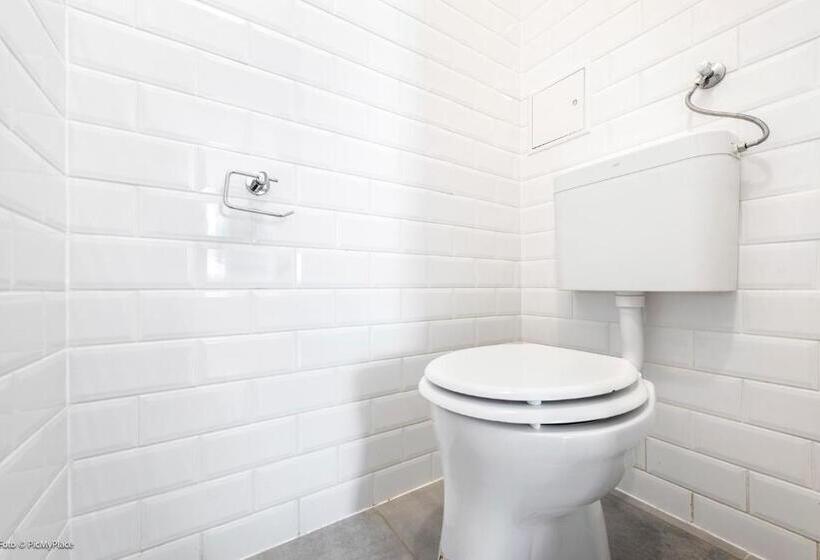 هاستل Central City Lofts