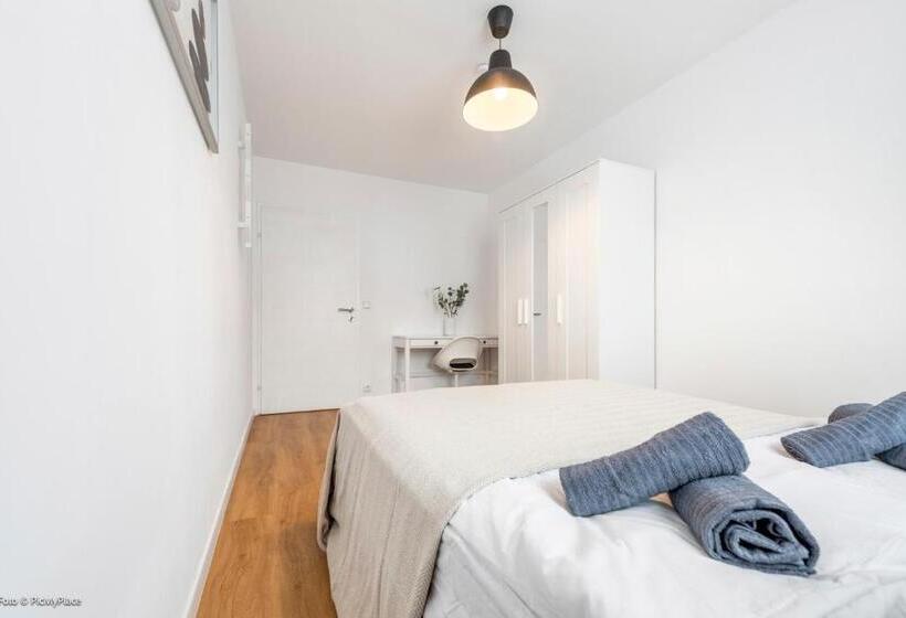 هاستل Central City Lofts