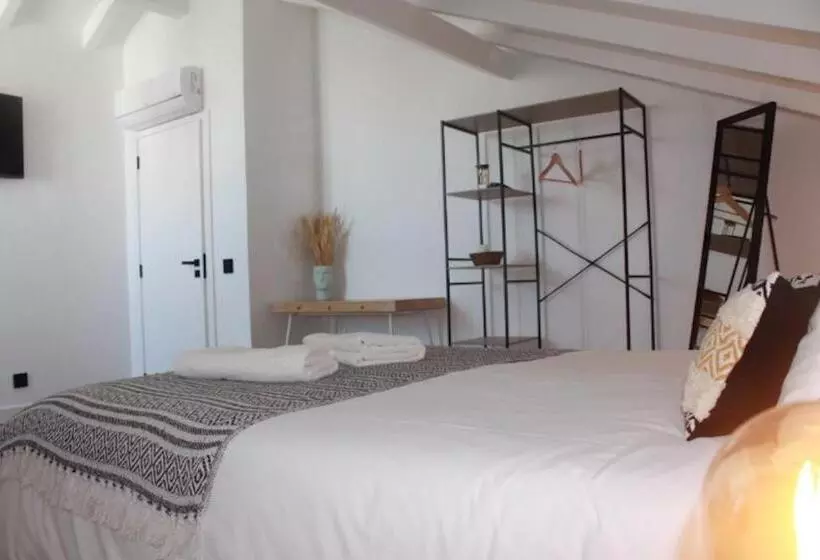 ユースホステル Grândola Suites   Suite Loft