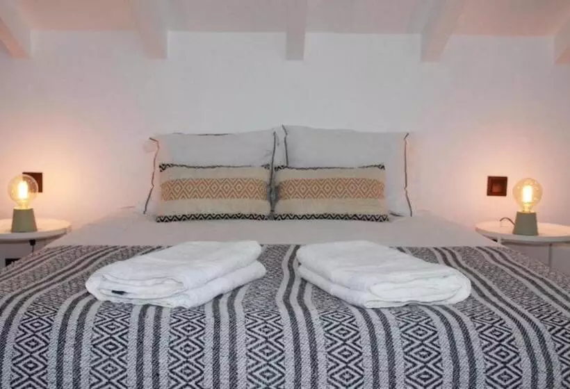 ユースホステル Grândola Suites   Suite Loft