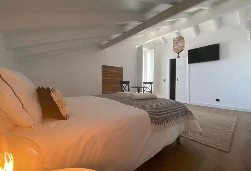 ユースホステル Grândola Suites   Suite Loft