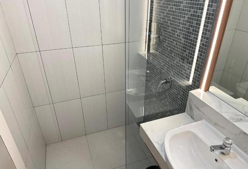 D Primahotel Jemursari Surabaya