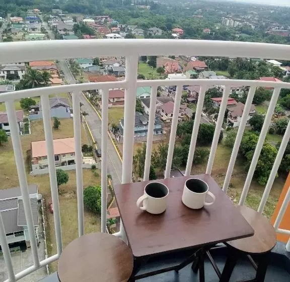 ホテル Cityland Prime Residences Tagaytay By Amara