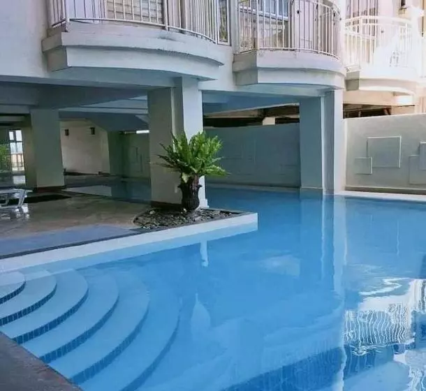 ホテル Cityland Prime Residences Tagaytay By Amara
