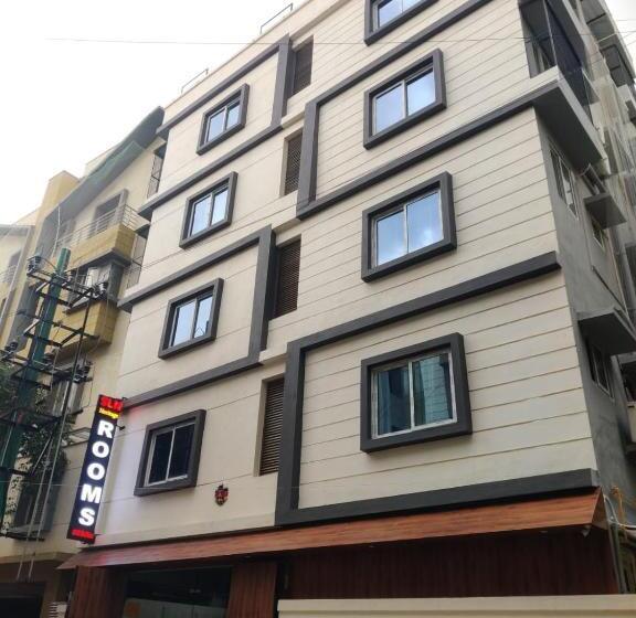 Отель Heritage Suites