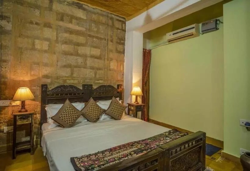 ホテル Jaisalmer Queen Desert Camp
