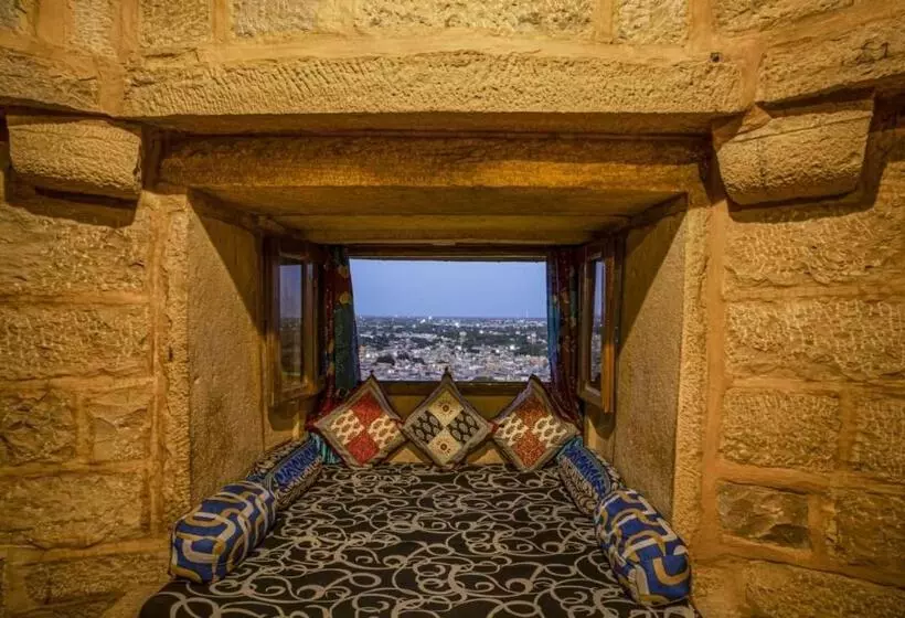 ホテル Jaisalmer Queen Desert Camp