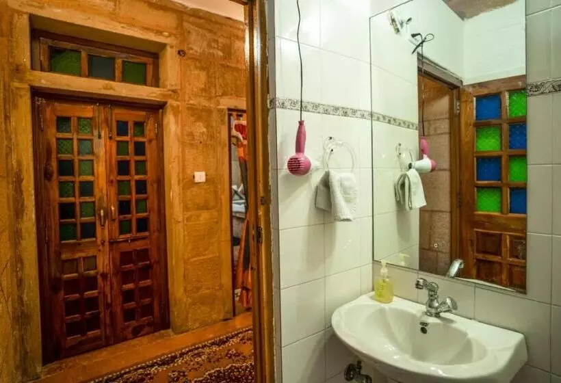 ホテル Jaisalmer Queen Desert Camp