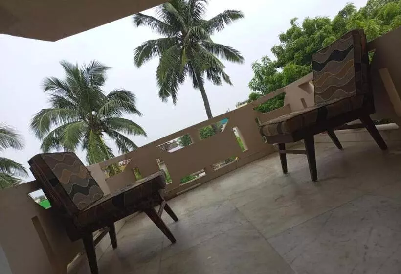 ホテル Madhur Residency