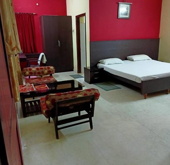 Hotel Madhur Residency
