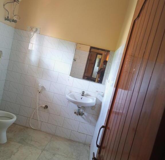 Hotel Madhur Residency