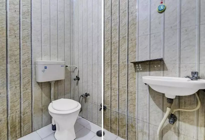 هتل Oyo Flagship Salasar Residency