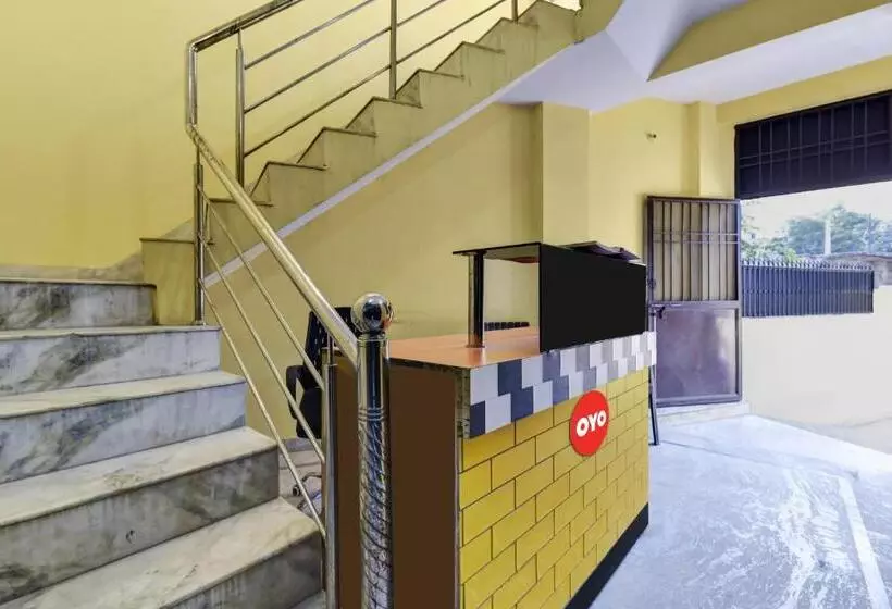 هتل Oyo Flagship Salasar Residency