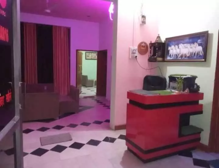 Hotelli Oyo Suraj Palza