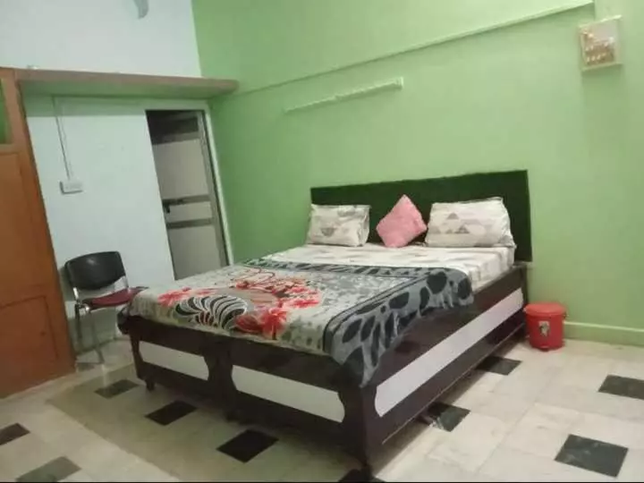 Hotelli Oyo Suraj Palza