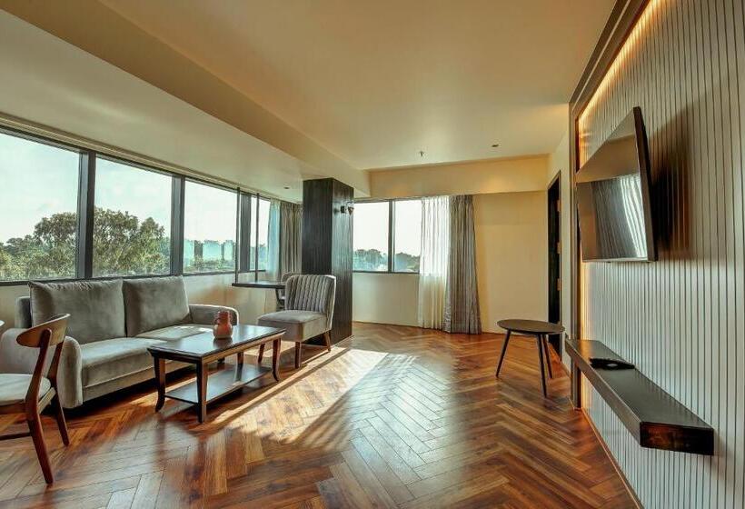 Hotel Regenta Central Javaji Mysore