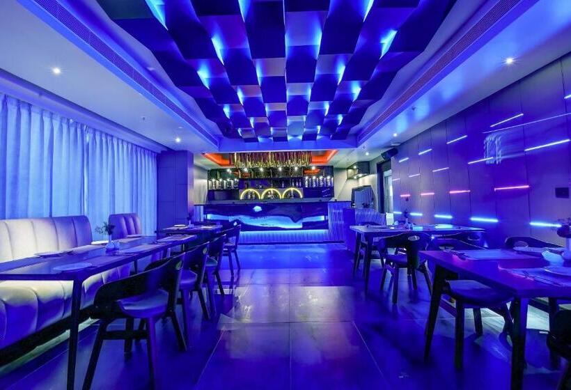 Hotel Regenta Central Javaji Mysore