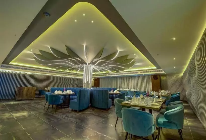 Hotelli Regenta Central Javaji Mysore