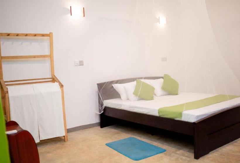 Hotel Talalla Fire Fly