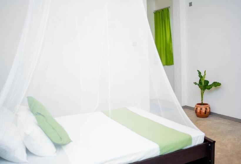 Hotel Talalla Fire Fly