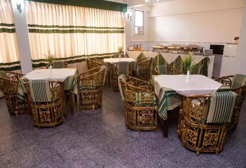 Meridian Hotel & Restaurant