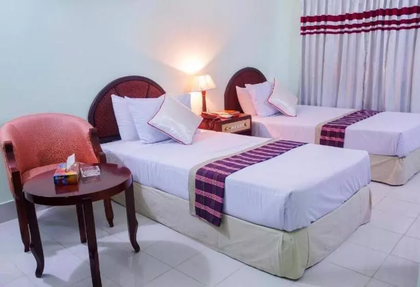 Meridian Hotel & Restaurant