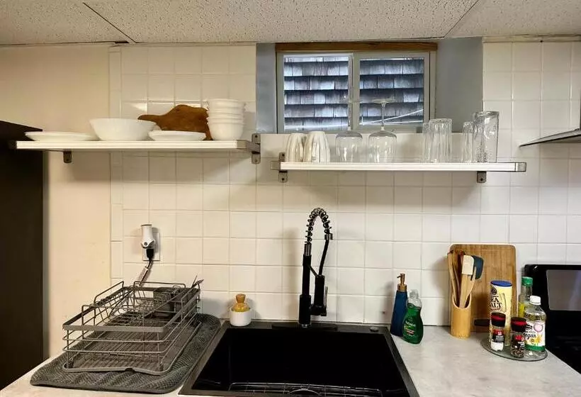 Majatalo 4 A Diamond In Yonkers