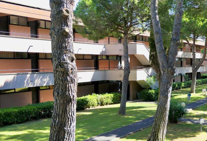 Studio 3 Beds In Residence With Swimming Pool Bed And Bath Linen Included