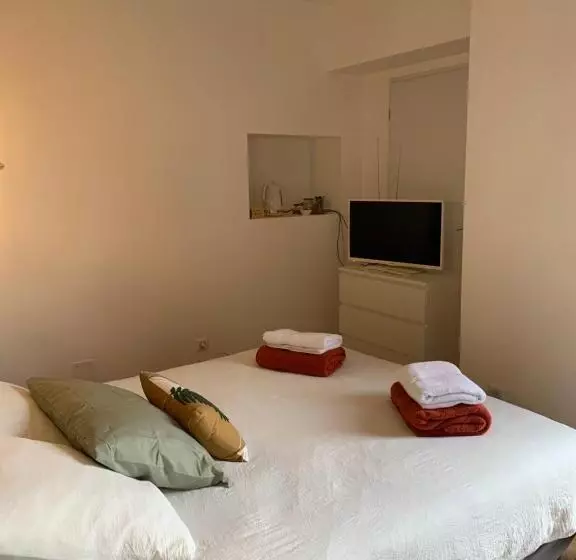 ベッドアンドブレックファースト Chambre D’hôtes Mazet Les Abadies