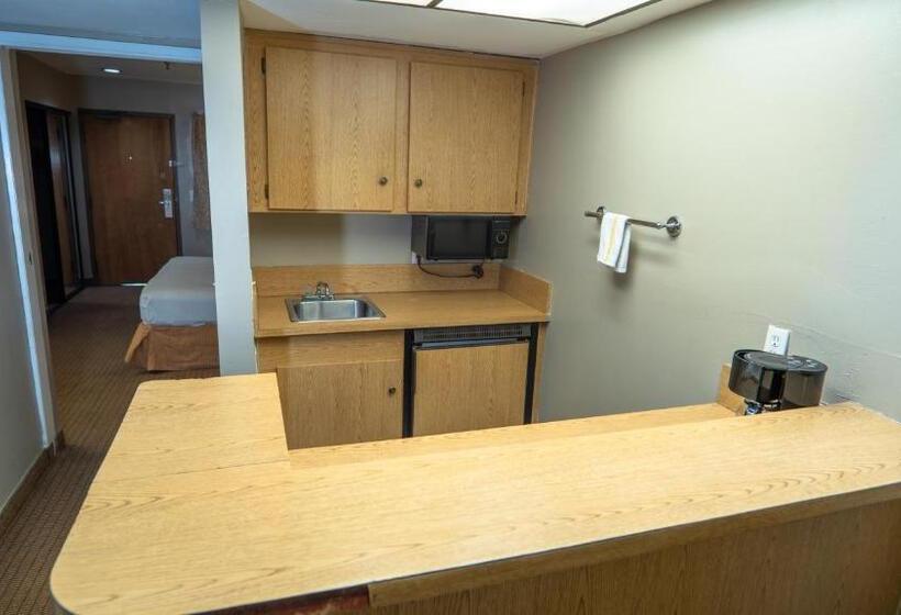 G T Hotels Inn & Suites Extended Stay