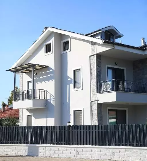 Hotelli Bright House Apart