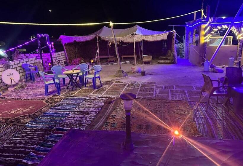 هتل Gagal Camp