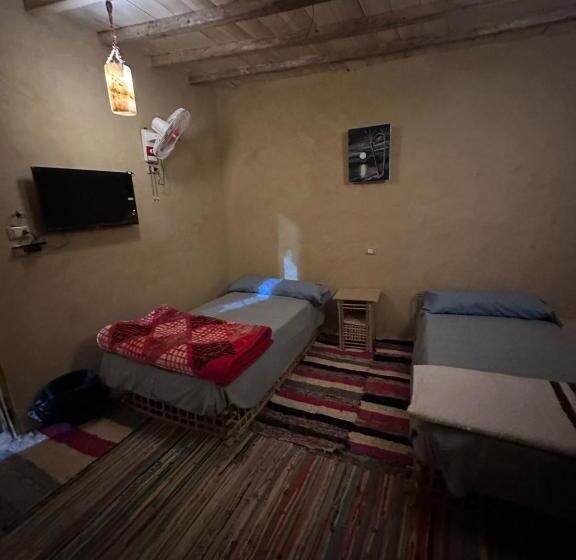 هتل Gagal Camp
