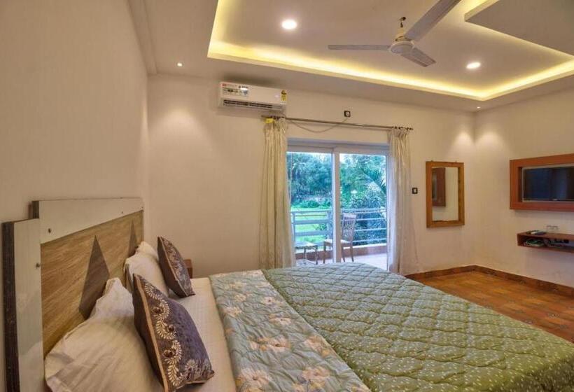 Hotel The Gr Managed By The Four Season Close To Candolim Beach