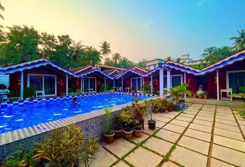 ホテル The Gr Managed By The Four Season Close To Candolim Beach
